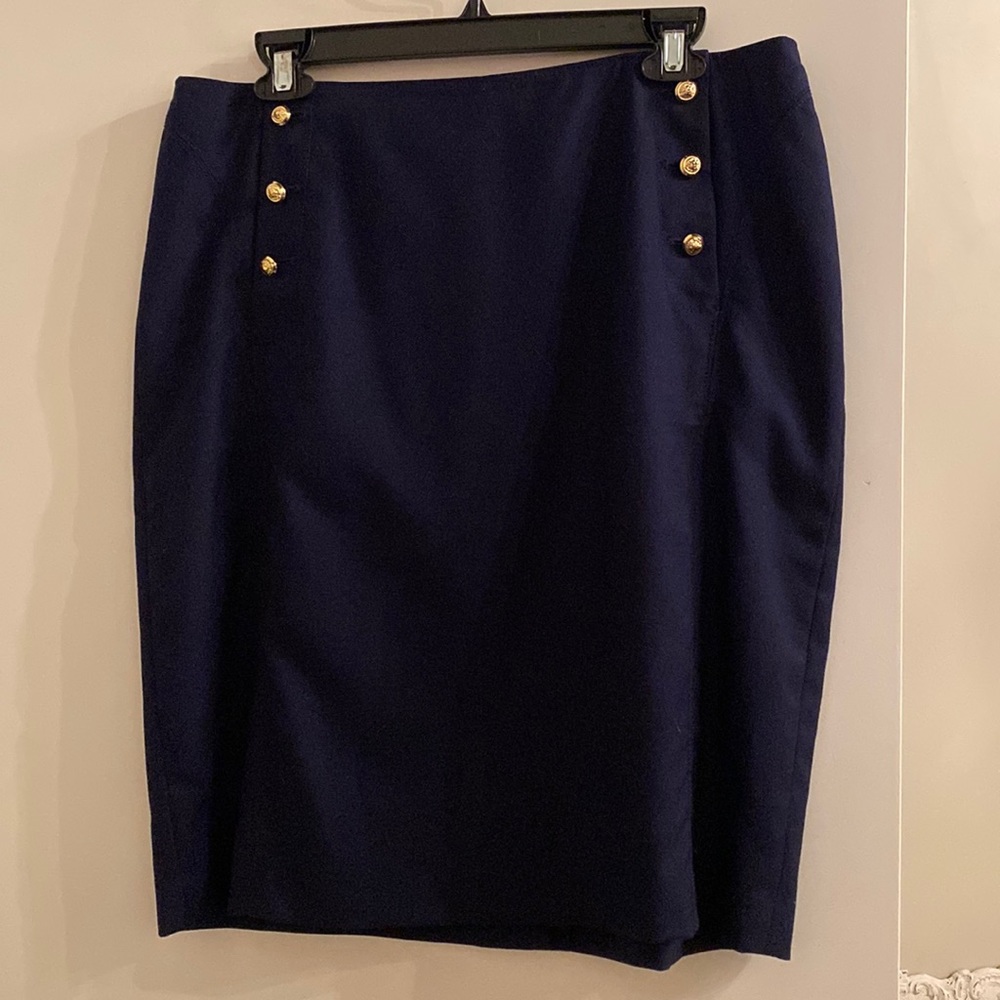 Anne Klein button front skirt